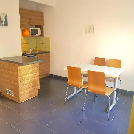 Studio - Centre Ville - Plage - Gare Sncf * Antibes
